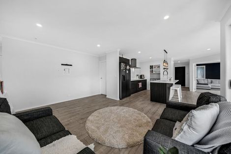 Photo of property in 58 Peacock Place, Pokeno, 2402