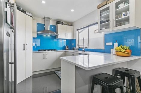 Photo of property in 85 Templeton Place, Clendon Park, Auckland, 2103