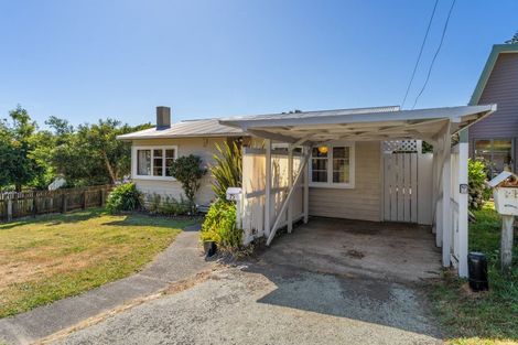 Photo of property in 75 Rawhiti Road, Pukerua Bay, 5026
