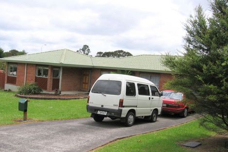 Photo of property in 5 Meynell Court, Glen Eden, Auckland, 0602