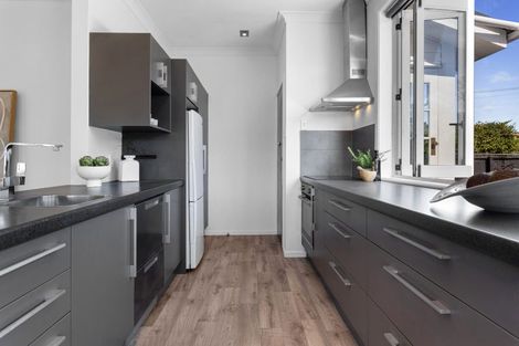 Photo of property in 97 Barrington Street, Somerfield, Christchurch, 8024