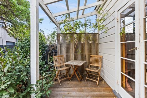 Photo of property in 110 Waghorne Street, Ahuriri, Napier, 4110