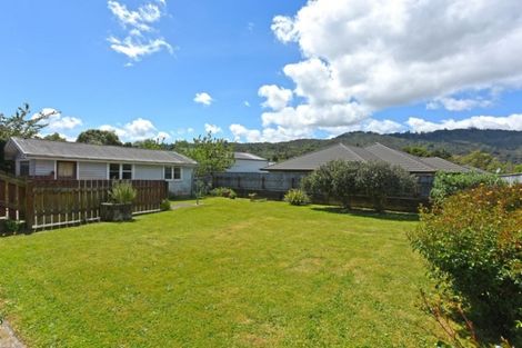 Photo of property in 163 George Street, Stokes Valley, Lower Hutt, 5019