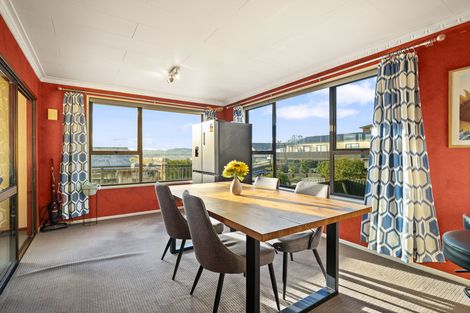 Photo of property in 2 Leith Street, Kinmont Park, Mosgiel, 9024