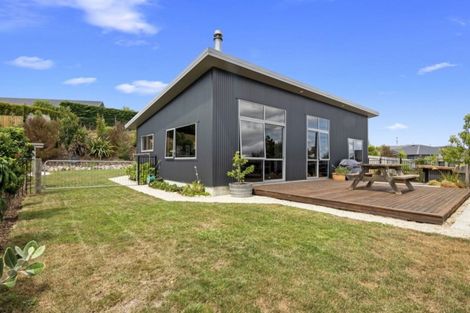 Photo of property in 31 Les Wakefield Road, Mapua, 7005