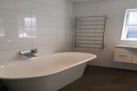 Photo of property in 10 Seymour Street, Waitara, 4320