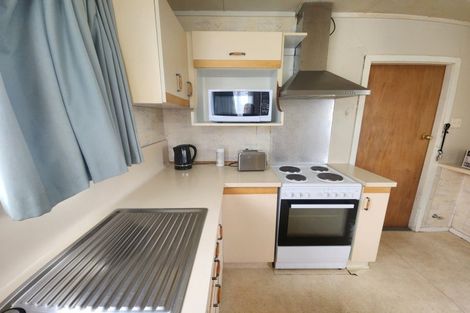 Photo of property in 21 Ashford Avenue, Hokowhitu, Palmerston North, 4410