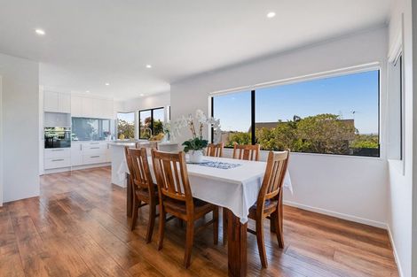 Photo of property in 29a Little Barrier Avenue, Manly, Whangaparaoa, 0930
