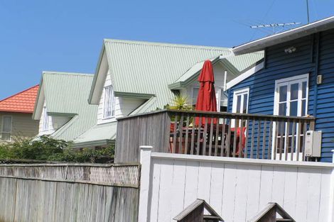 Photo of property in 3/15 Park Avenue, Northcote, Auckland, 0626