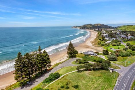 Photo of property in 18 Moana Road, Okitu, Gisborne, 4010