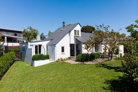 Photo of property in 27 Greenwood Road, Havelock North, 4130