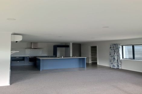 Photo of property in 22b Roberts Line, Kelvin Grove, Palmerston North, 4414