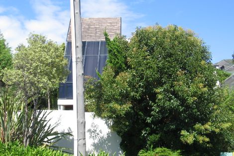 Photo of property in 2/34 Beulah Avenue, Rothesay Bay, Auckland, 0630