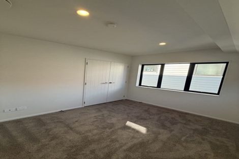Photo of property in 44d Orams Road, Hillpark, Auckland, 2102