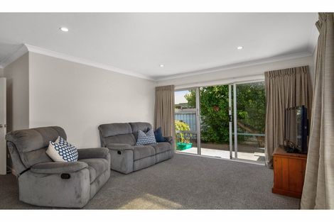 Photo of property in 1/16 Kenmare Street, Alexandra, 9320