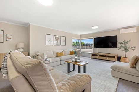 Photo of property in 58 Karina Road, Merrilands, New Plymouth, 4312