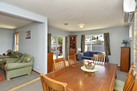 Photo of property in 6 Coates Place, Rangiora, 7400