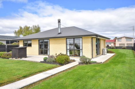 Photo of property in 16 Cross Street, Milton, 9220