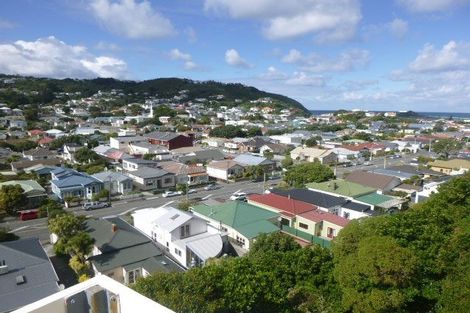 Photo of property in 29 Freeling Street, Island Bay, Wellington, 6023
