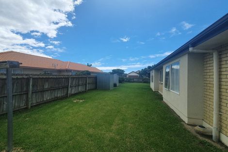 Photo of property in 88 Burswood Drive, Burswood, Auckland, 2013