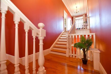 Photo of property in 14 Nelson Street, Helensville, 0800