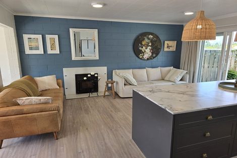 Photo of property in 10 Orchard Street, Clyde, 9330