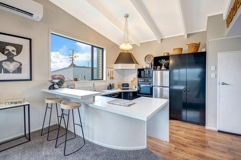 Photo of property in 74 Skibo Street, Kew, Dunedin, 9012