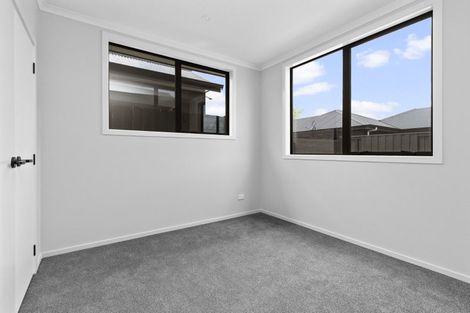 Photo of property in 2/4 Carey Street, Maeroa, Hamilton, 3200