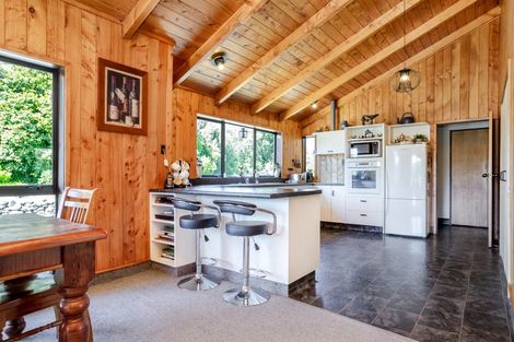 Photo of property in 569 Laws Road, Dannevirke, 4972