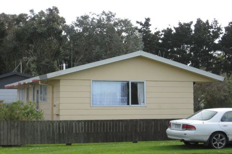 Photo of property in 63 Mosston Road, Castlecliff, Whanganui, 4501