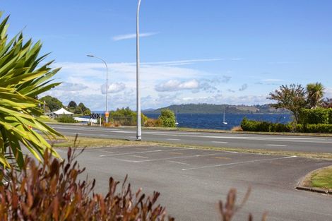 Photo of property in 5/300 Lake Terrace, Two Mile Bay, Taupo, 3330