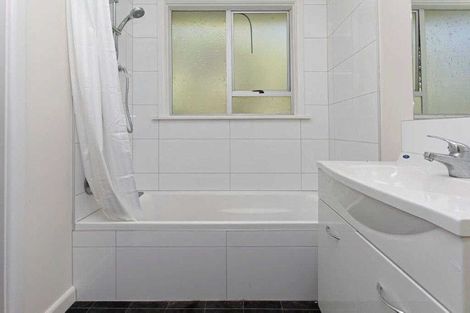 Photo of property in 46 Balgay Street, Upper Riccarton, Christchurch, 8041