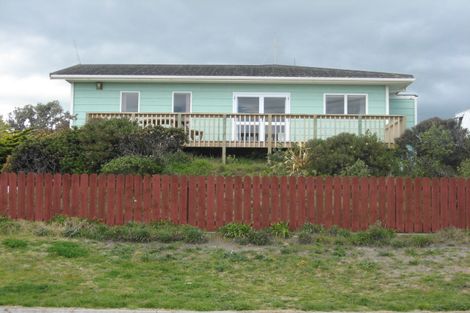 Photo of property in 76 Kahukura Avenue, Waitarere Beach, Levin, 5510