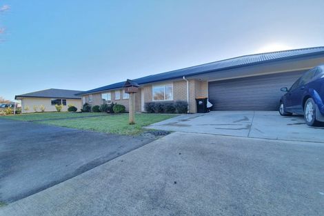 Photo of property in 3 Gibraltar Way, Fitzherbert, Palmerston North, 4410