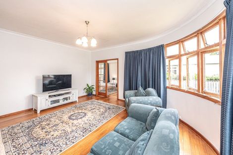 Photo of property in 5 Tregarth Street, Saint Johns Hill, Whanganui, 4501
