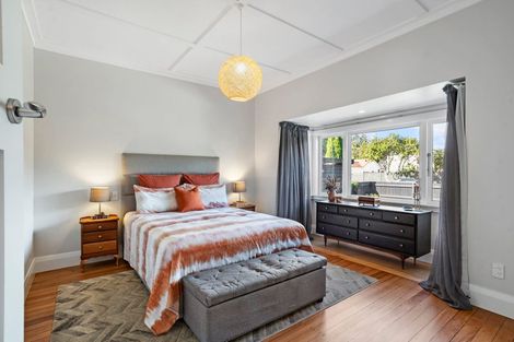 Photo of property in 48 Renfrew Avenue, Sandringham, Auckland, 1041