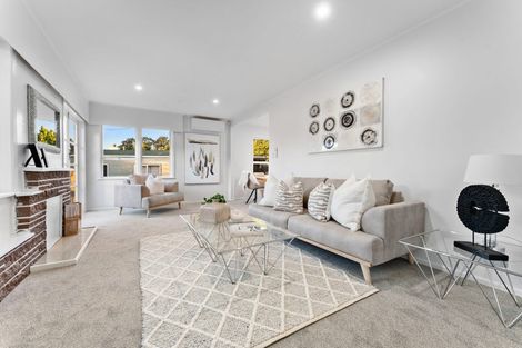 Photo of property in 22 Mcclintock Road, Massey, Auckland, 0614