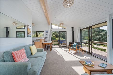 Photo of property in 39 Grange Road, Hahei, Whitianga, 3591