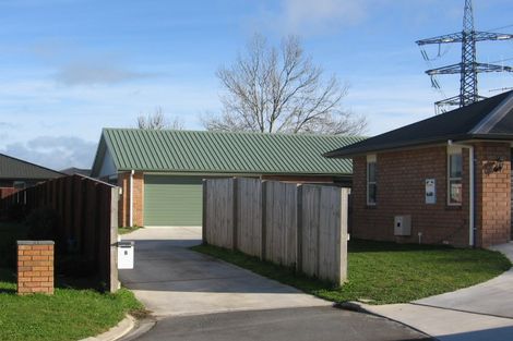 Photo of property in 6 Ashgrove Court, Hamilton East, Hamilton, 3216