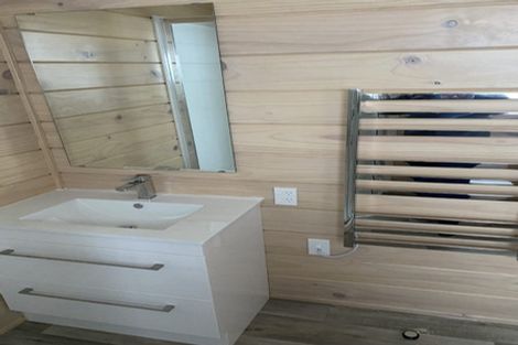 Photo of property in 12 Dallinghoe Crescent, Milford, Auckland, 0620