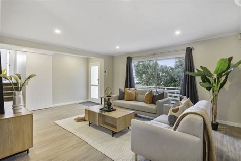 Photo of property in 34 Brentford Place, Manurewa, Auckland, 2102