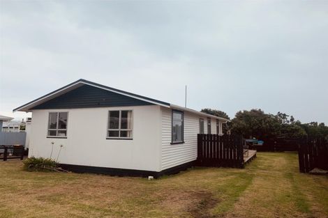Photo of property in 26 Hickey Place, Opunake, 4616