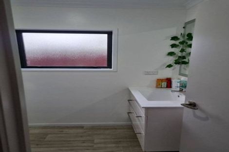 Photo of property in 20 Durham Street, Te Atatu Peninsula, Auckland, 0610