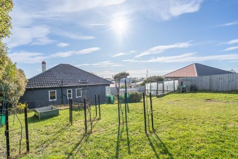 Photo of property in 14 Doyle Street, Bluff, 9814