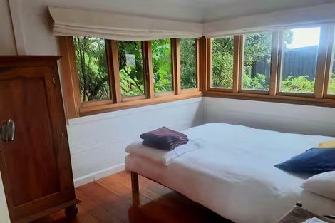 Photo of property in 48 Howard Road, Point Howard, Lower Hutt, 5013