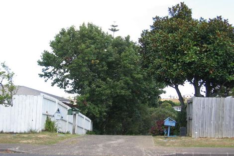 Photo of property in 43 Sycamore Drive, Sunnynook, Auckland, 0620
