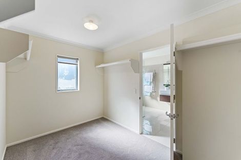 Photo of property in 7 Matata Place, Waikanae, 5036