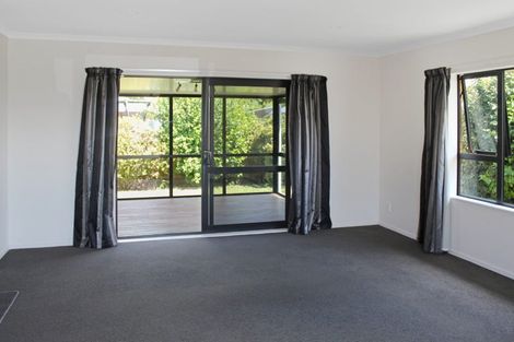 Photo of property in 22 Liberty Grove, Kelvin Grove, Palmerston North, 4414