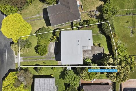 Photo of property in 61 Beechdale Crescent, Pakuranga Heights, Auckland, 2010