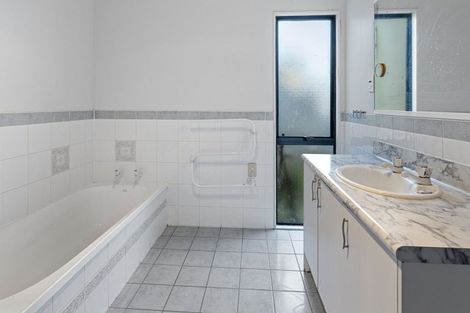 Photo of property in 29a Margaret Road, Bellevue, Tauranga, 3110